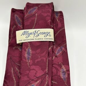 Allyn ST. George Burgundy Patterned Tie